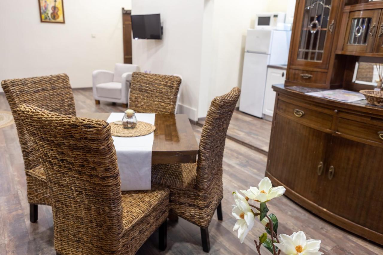 Central Loft Plovdiv Ngoại thất bức ảnh
